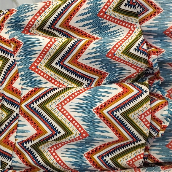 Lakhays wrap skirt with built in shorts, BOHO Beach, size small Aztec Tribal - Picture 8 of 10